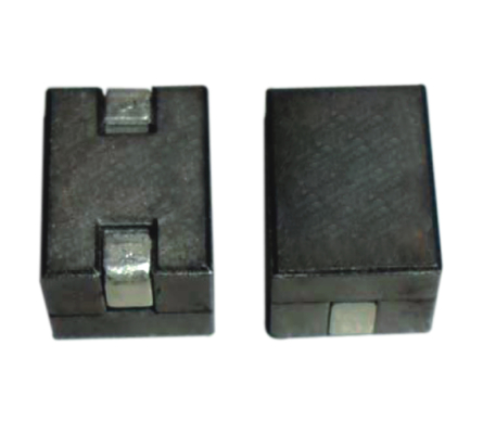 28A Induttore SMT blindato a base di ferrite con minore perdita di nucleo