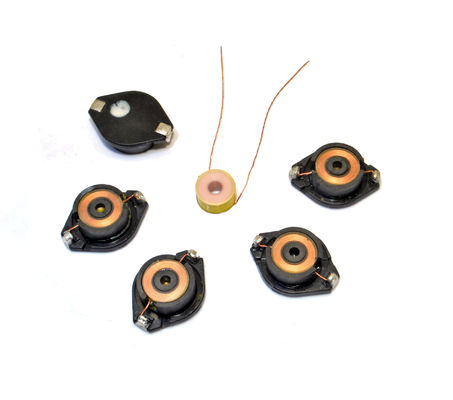 Induttore ad alta frequenza di potere di filtraggio SMD della bobina di bobina d'arresto del centro di ferrite SMD